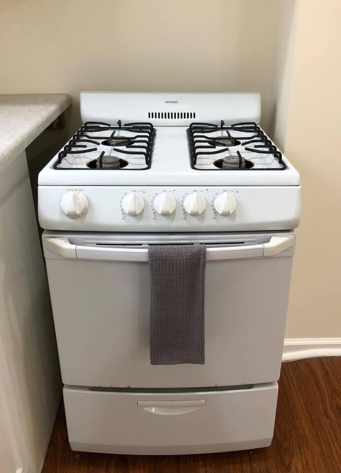 Large And Private 3 Bedroom And 1 Bathroom Apartment Near Newark International Airport Ewr And New York City Eksteriør billede