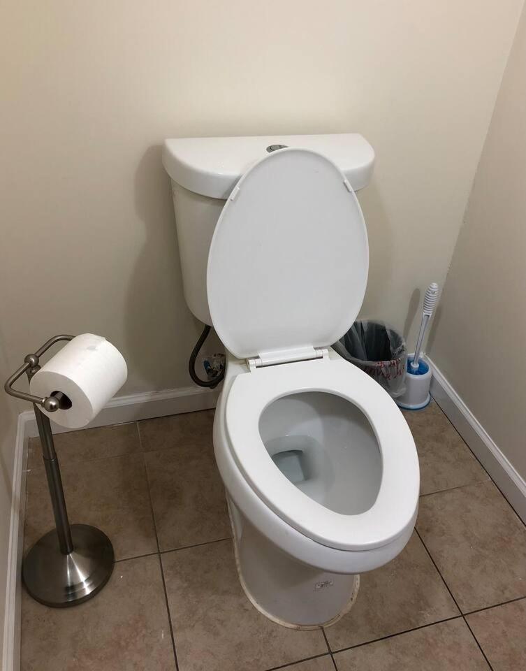 Large And Private 3 Bedroom And 1 Bathroom Apartment Near Newark International Airport Ewr And New York City Eksteriør billede